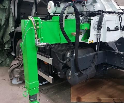 Vrachtwagen truck opbouw Van Boekel steunpoot