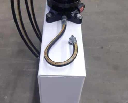 Besix van den Berg Boorbuisklem (1) Besix van den Berg boorstangenklem met rotator