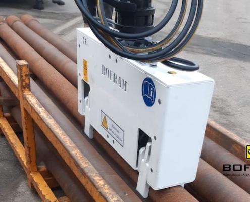 Bofram HDD boorstangenklem met rotator in gebruik
