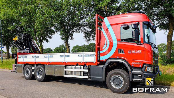 de vet atlas autolaadkraan opbouw met laadbak de vet atlas autolaadkraan met opbouw