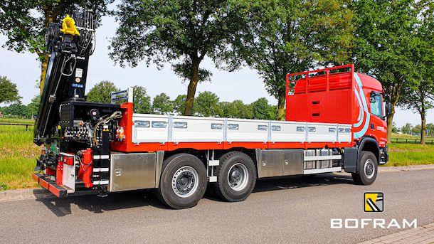 de vet opbouw atlas autolaadkraan met laadbak de vet atlas autolaadkraan met opbouw